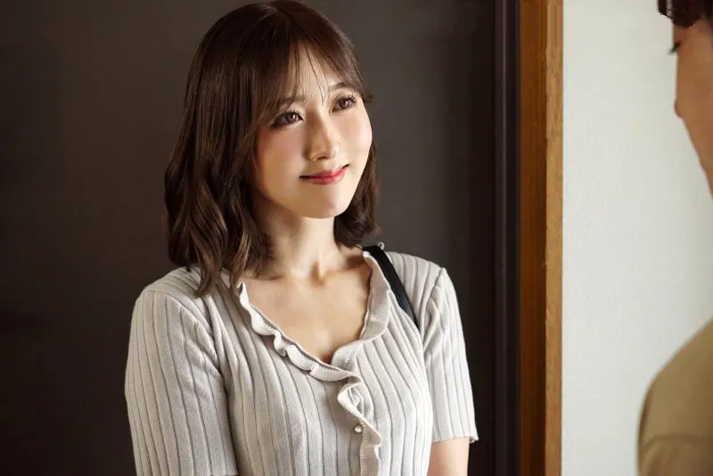 Cô vợ về nhà bố mẹ đẻ sau cuộc cãi nhau, chồng rủ cô bạn thân về nhà tâm sự…