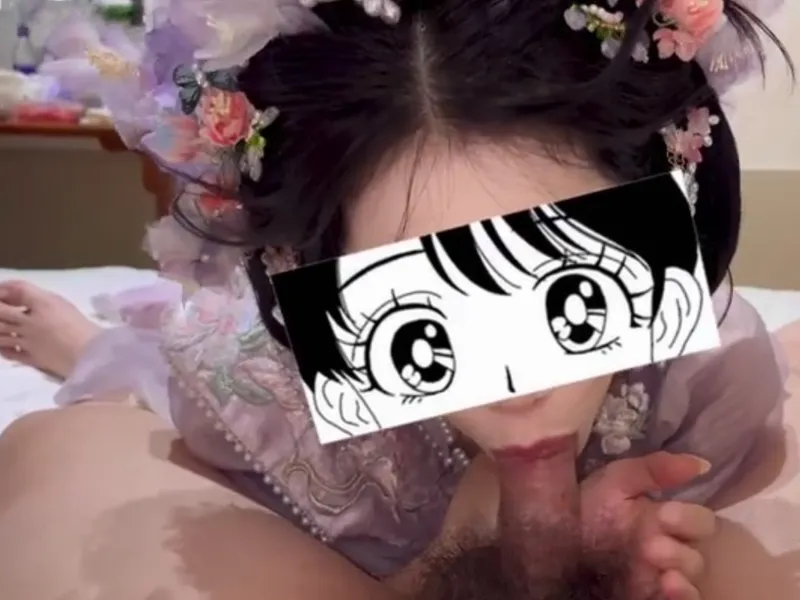 Gái xinh trong bộ đồ cục cưng liếm cục thịt cực đã